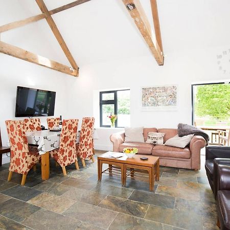 South Cottage - Rural Gem In The Heart Of The Sussex Countryside Twineham Bagian luar foto